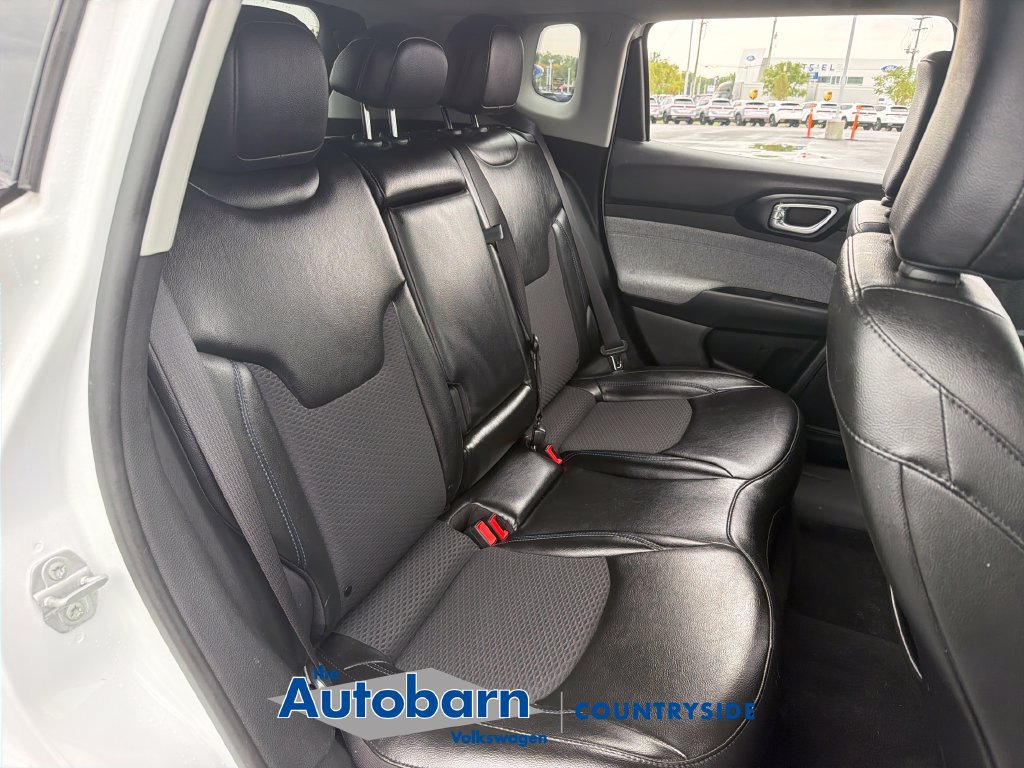 Used 2022 Jeep Compass Latitude w/ Convenience Group AWD/4WD image 23