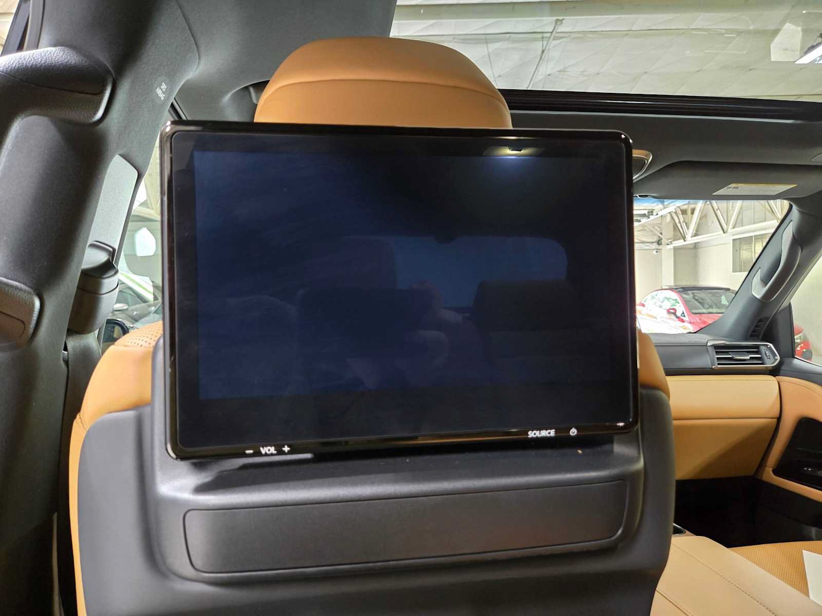 Used 2026 Lexus LX 600 4WD w/ Appearance Package image 18