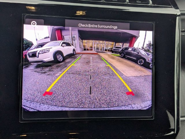 Used 2025 Jeep Grand Cherokee Laredo X RWD image 22