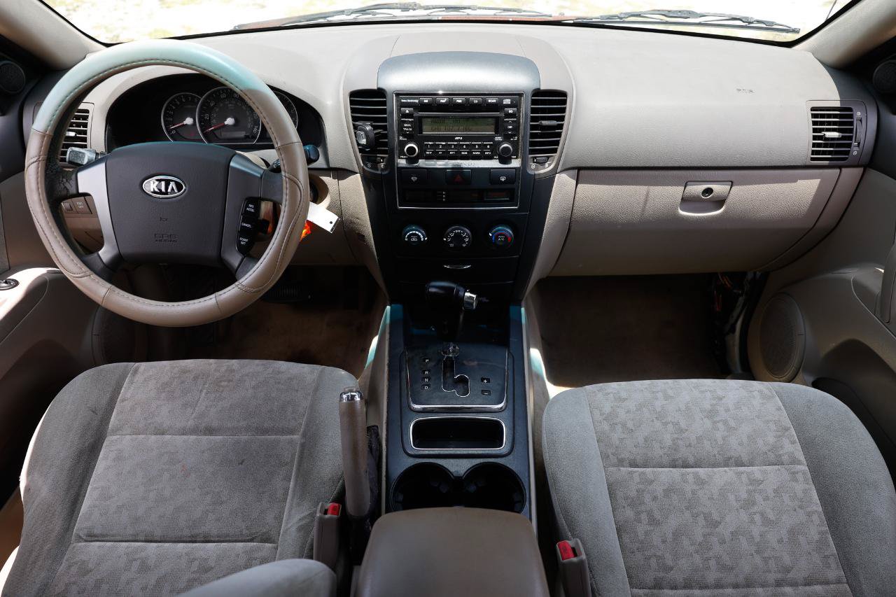 Used 2007 Kia Sorento 2WD image 2