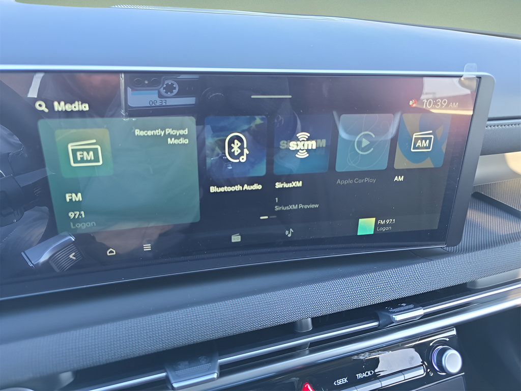 Certified 2025 Hyundai Tucson Limited FWD image 27