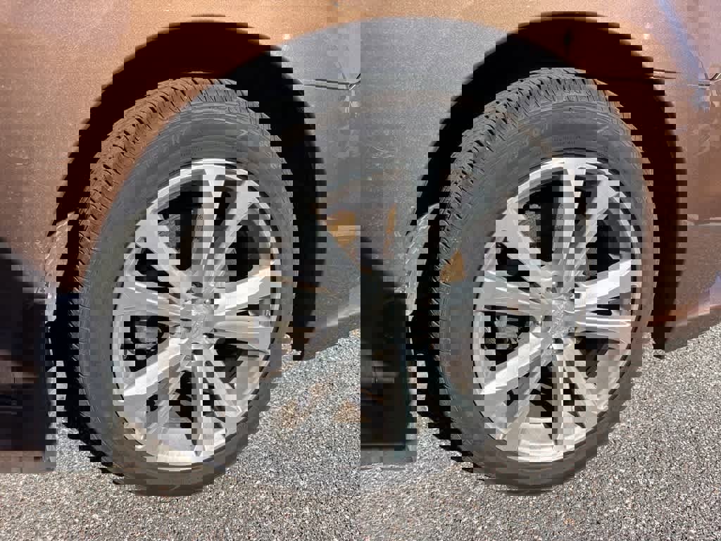 Used 2013 Subaru Legacy 2.5i Limited image 6