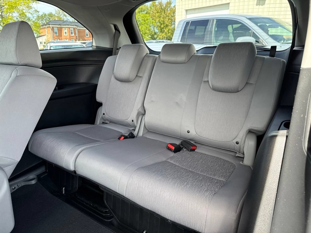 Used 2018 Honda Odyssey LX image 30