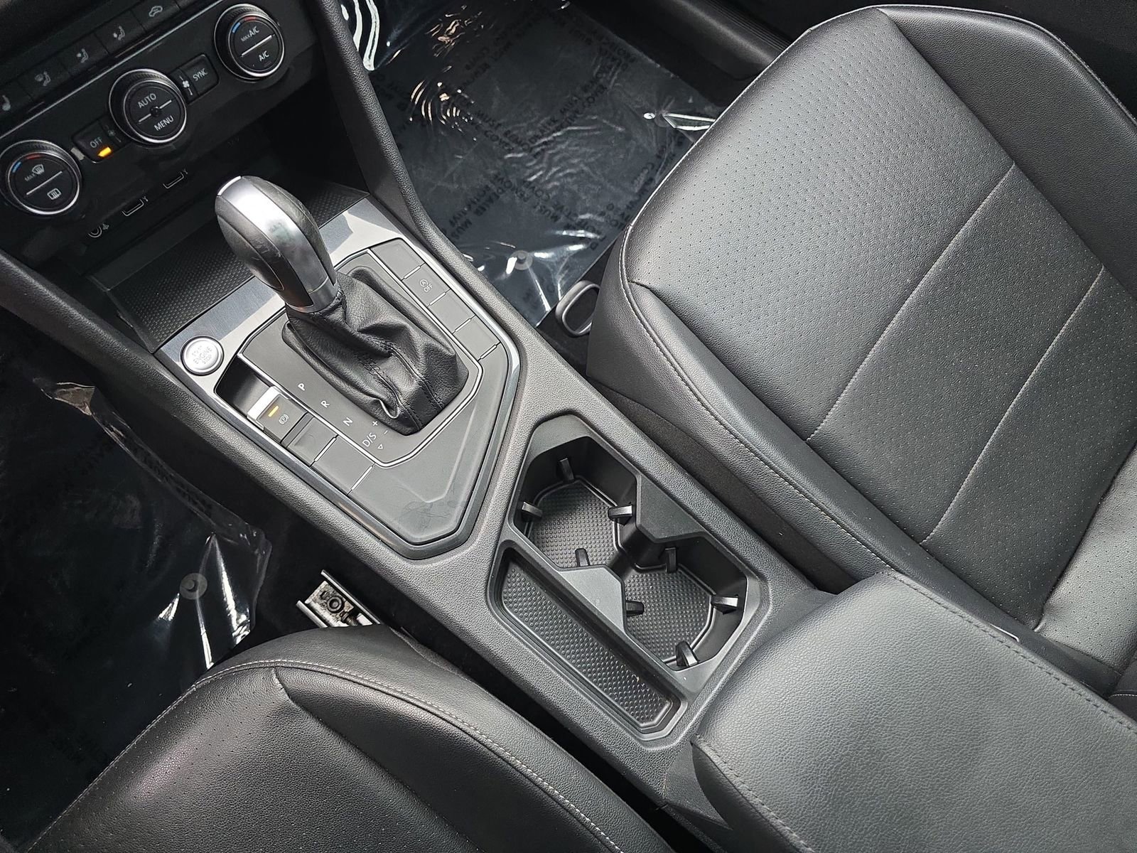 Used 2018 Volkswagen Tiguan SEL image 32