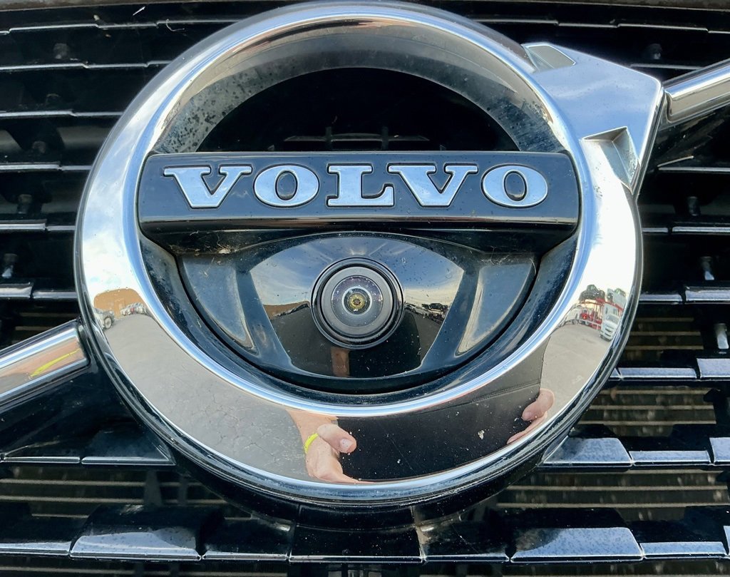 Used 2019 Volvo XC90 T5 R-Design w/ Advanced Package image 9