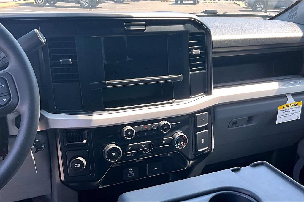 New 2025 Ford F350 XL RWD image 7