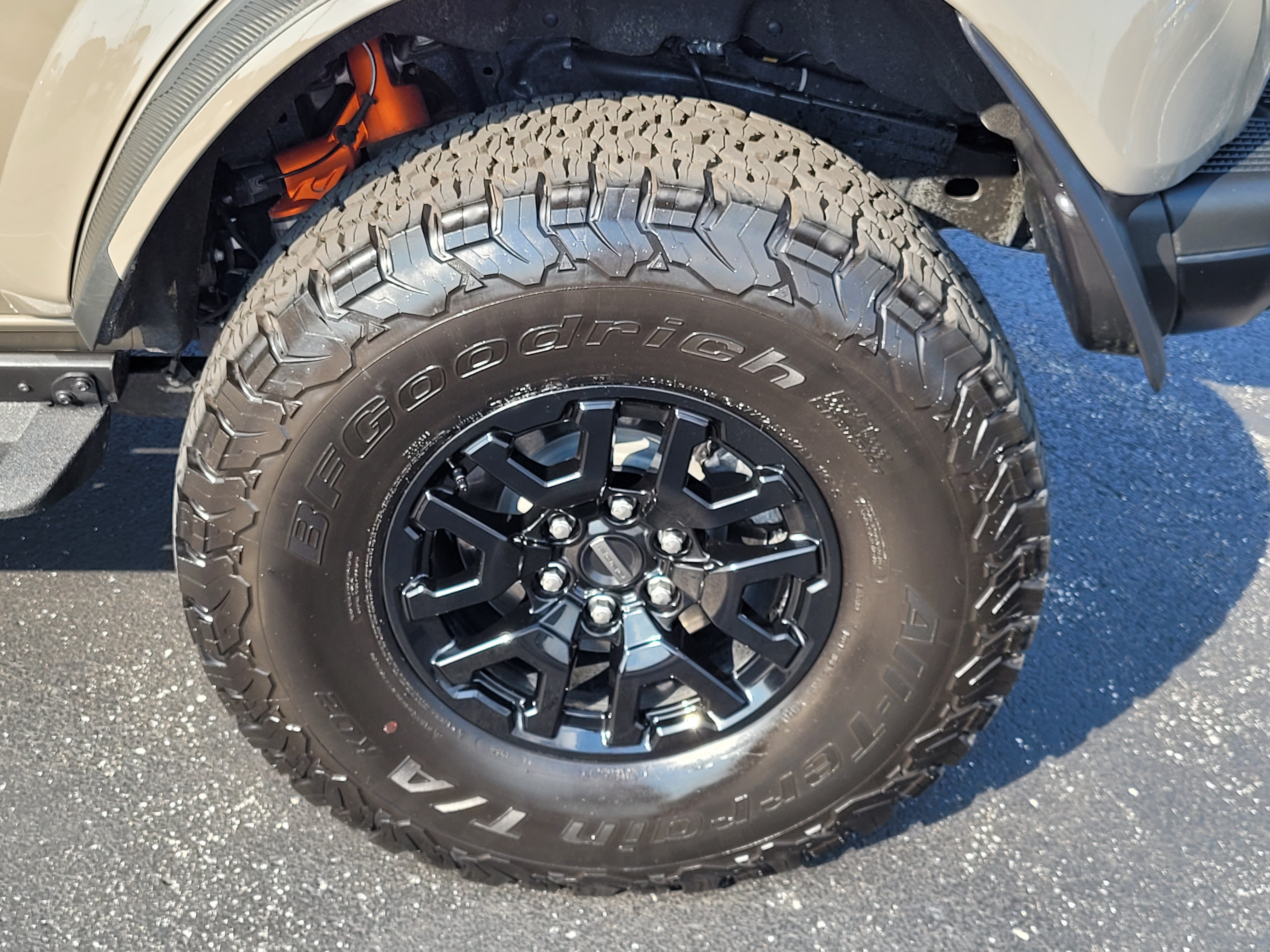 Used 2025 Ford Bronco Raptor AWD/4WD image 11
