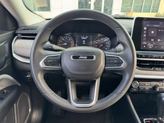 Used 2022 Jeep Compass Latitude image 16