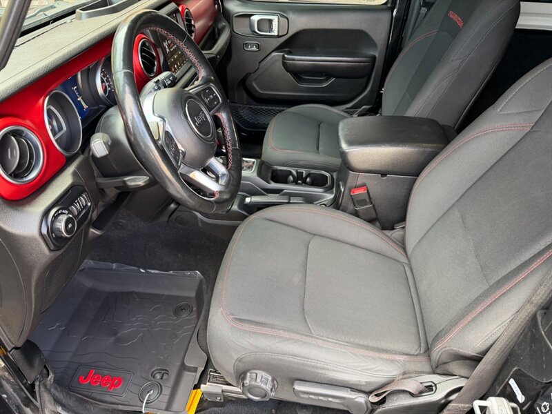 Used 2020 Jeep Wrangler Rubicon w/ Uconnect 4C Nav & Sound Group AWD/4WD image 9
