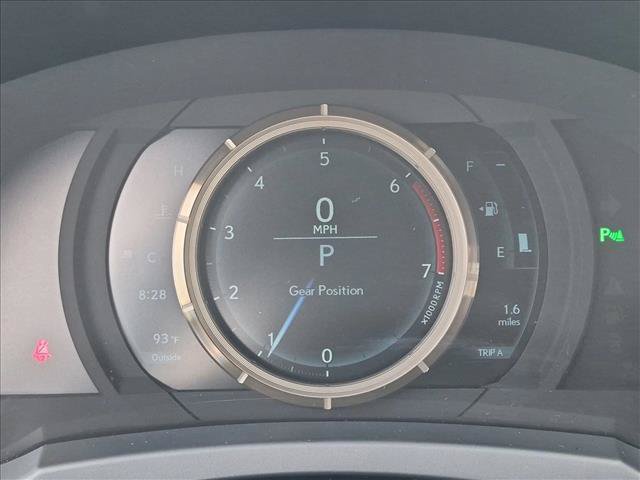 Used 2019 Lexus IS 300 F Sport w/ F Sport Package RWD image 11