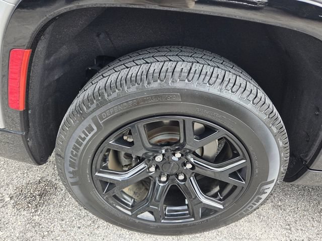 Used 2024 Jeep Wagoneer Series II AWD/4WD image 19