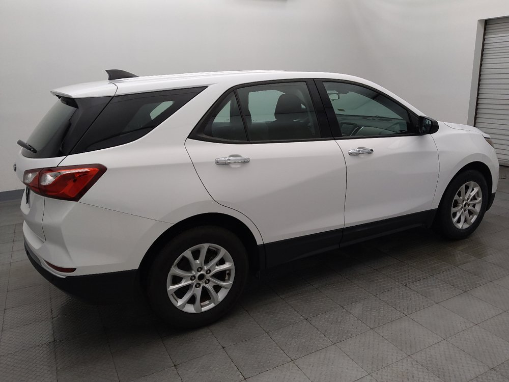 Used 2018 Chevrolet Equinox LS FWD image 10