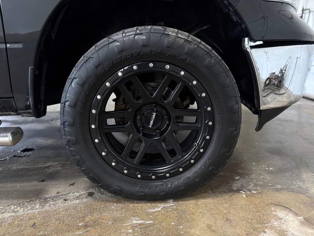 Used 2018 RAM 1500 Classic SLT image 38