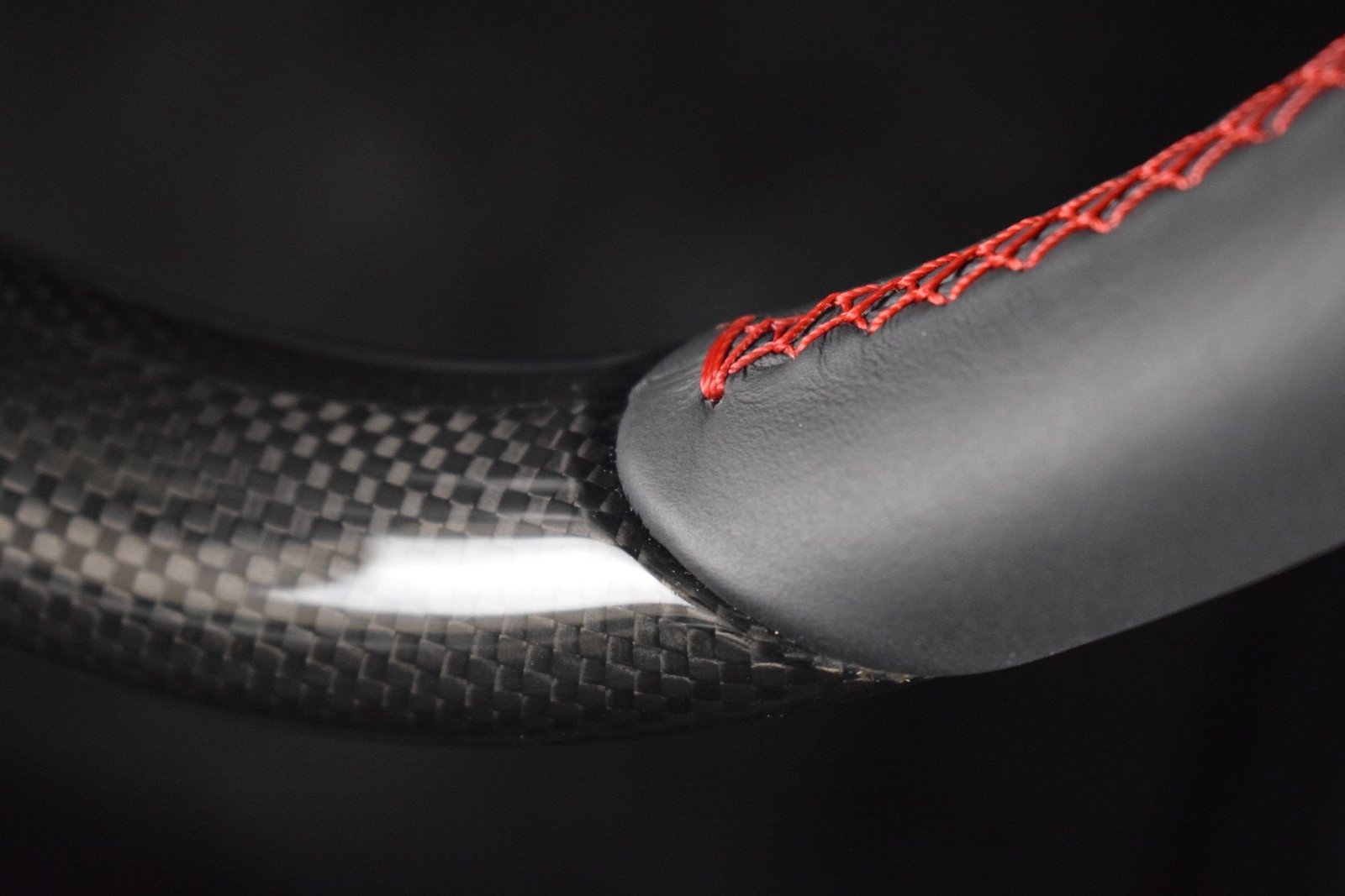 Used 2024 Ferrari 296 GTS image 33