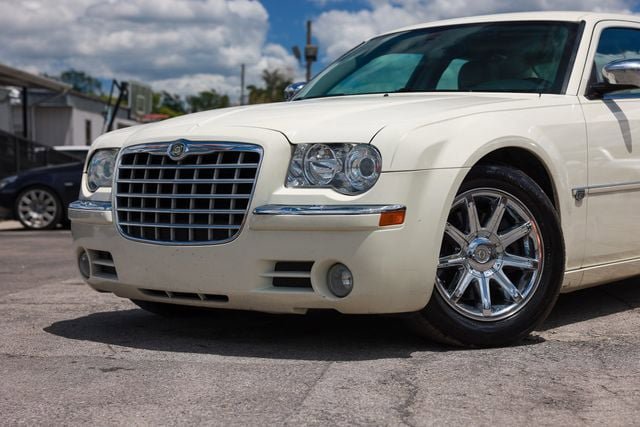Used 2006 Chrysler 300 C w/ Protection Group II RWD image 28