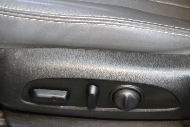 Used 2019 Buick Enclave Premium w/ Experience Buick Package AWD/4WD image 19