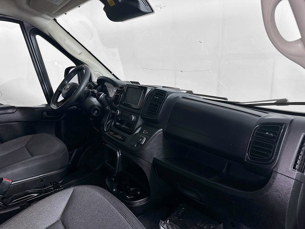 Used 2023 RAM ProMaster 2500 image 31