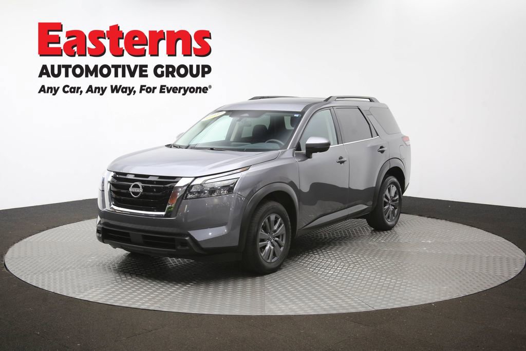 Used 2024 Nissan Pathfinder SV image 54