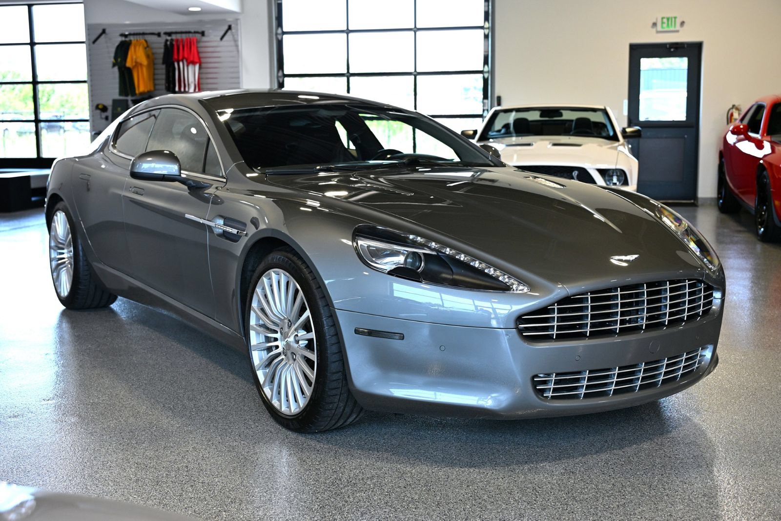 Used 2011 Aston Martin Rapide RWD image 3