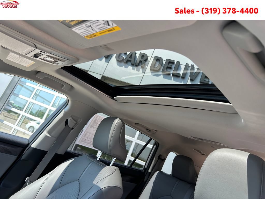 Certified 2021 Toyota Highlander Limited AWD/4WD image 20