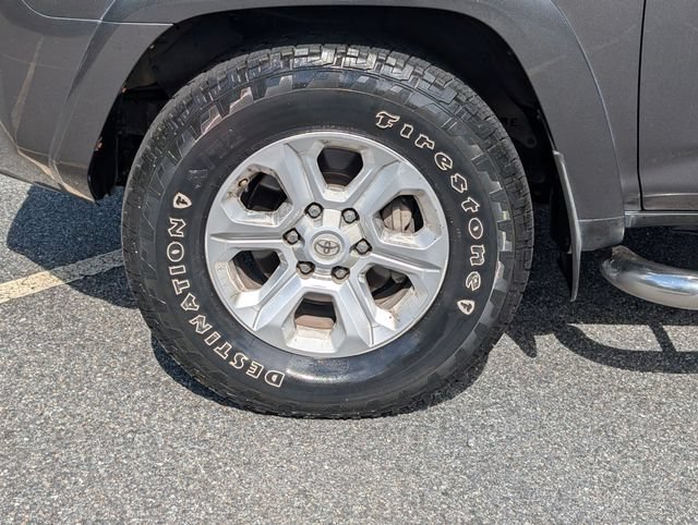 Used 2014 Toyota 4Runner SR5 RWD image 13