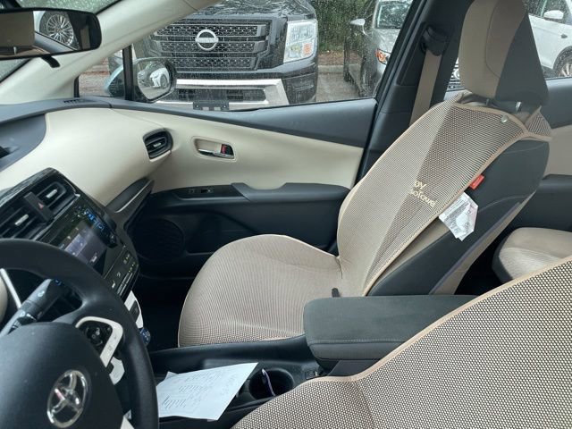Used 2017 Toyota Prius Two FWD image 9