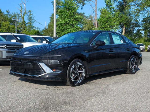 New 2026 Hyundai Sonata SEL FWD image 2