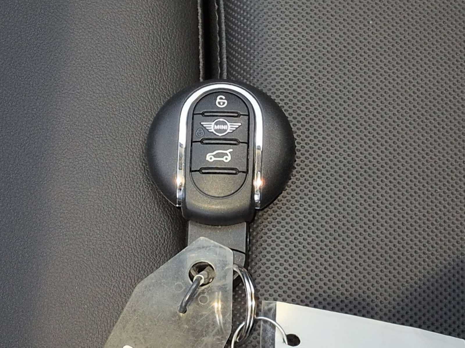 Certified 2024 MINI Cooper S FWD image 37