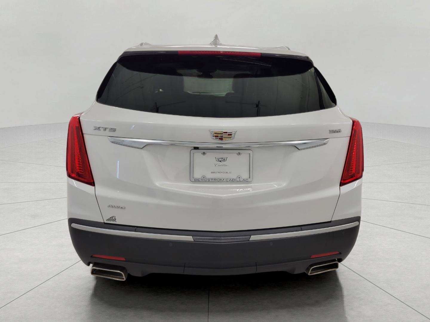 Used 2018 Cadillac XT5 Premium Luxury AWD/4WD image 25