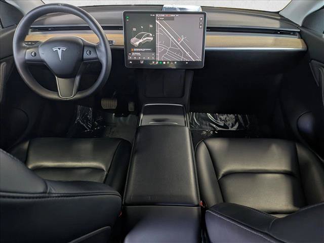 Used 2021 Tesla Model Y Long Range AWD/4WD image 18