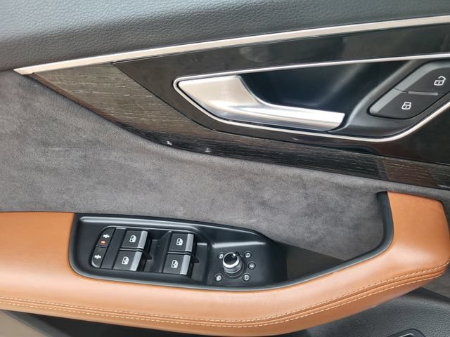 Used 2019 Audi Q7 3.0T Prestige AWD/4WD image 13