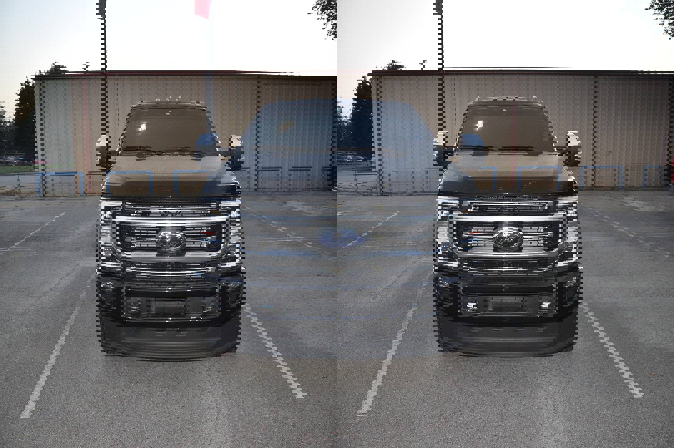 Used 2022 Ford F350 Platinum w/ FX4 Off-Road Package image 8