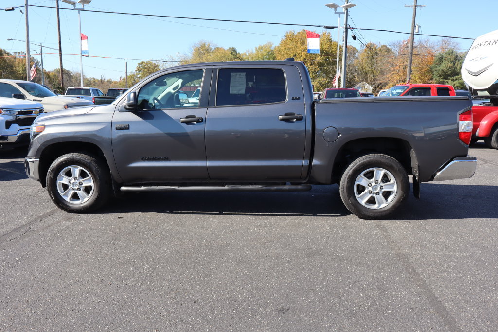 Used 2020 Toyota Tundra SR5 w/ SR5 Upgrade Package AWD/4WD image 26