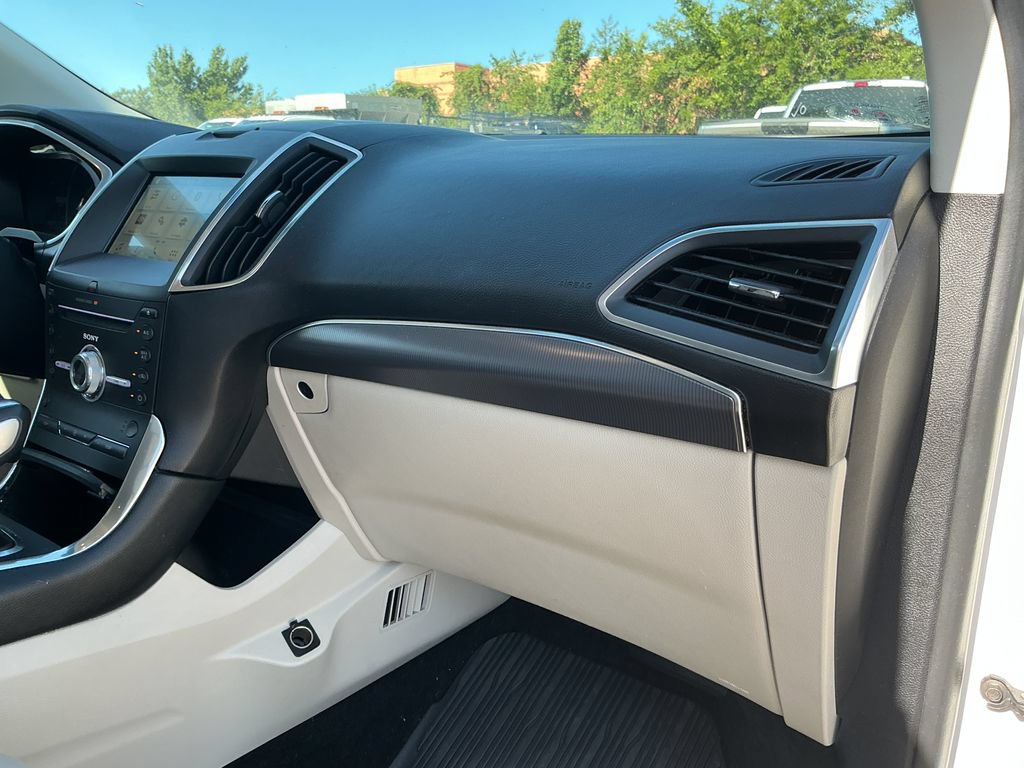Used 2017 Ford Edge Titanium AWD/4WD image 21