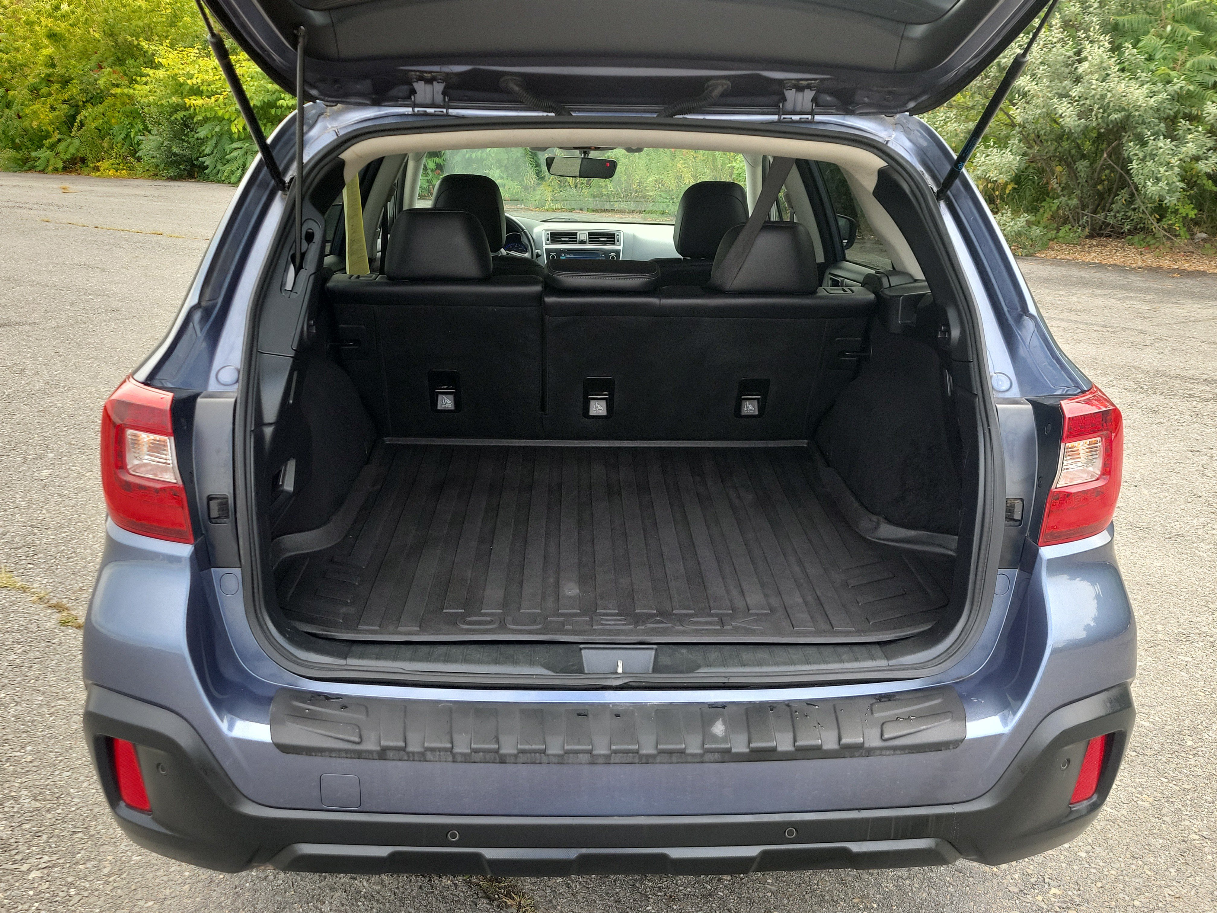 Used 2018 Subaru Outback 2.5i Limited AWD/4WD image 17
