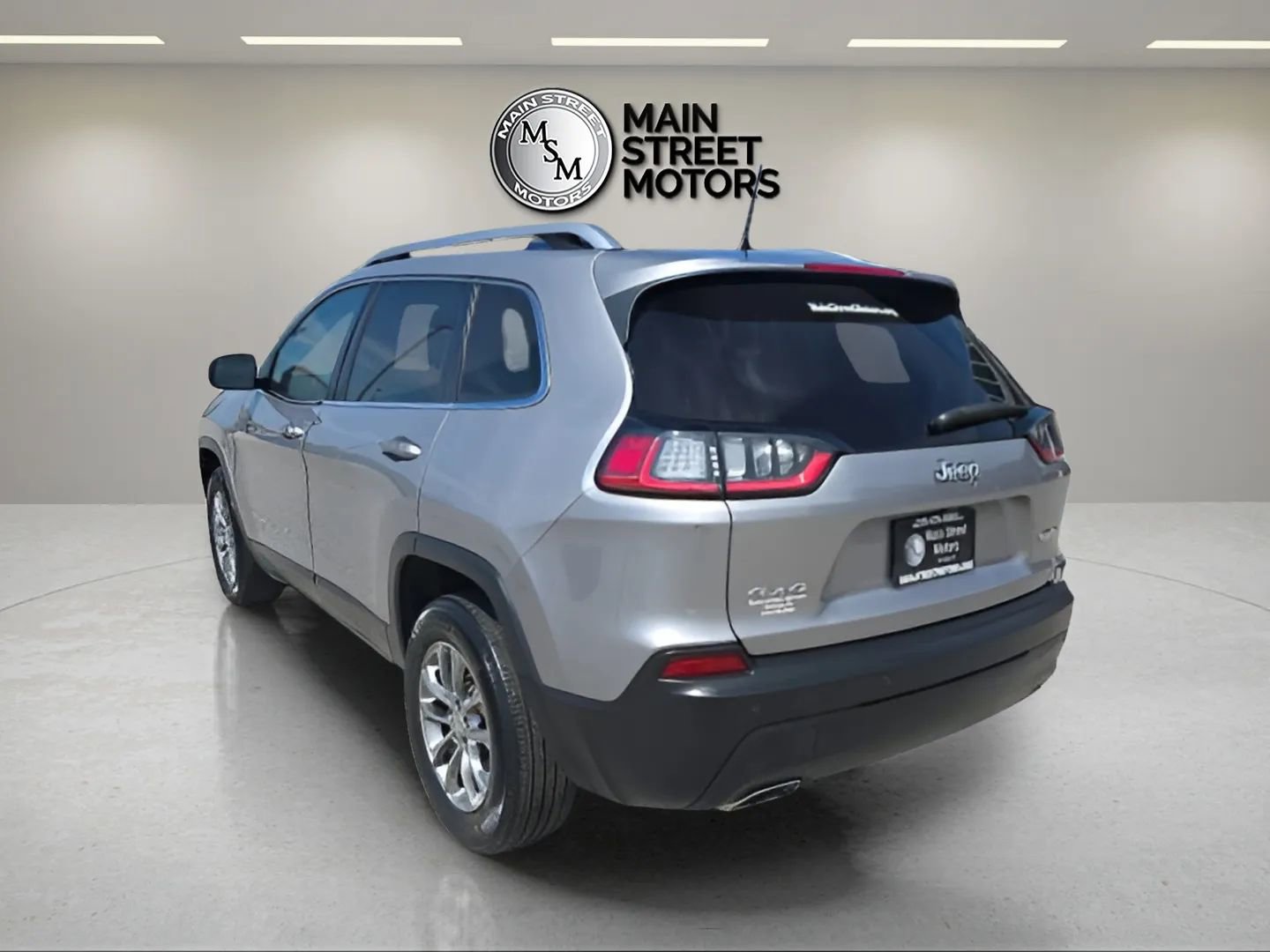 Used 2021 Jeep Cherokee Latitude Lux AWD/4WD image 3