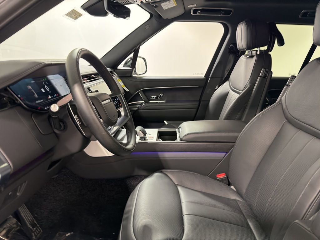 New 2026 Land Rover Range Rover SE image 11
