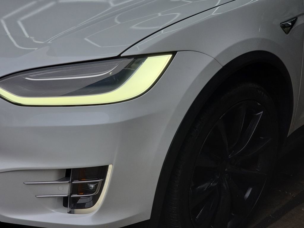 Used 2019 Tesla Model X Long Range image 27