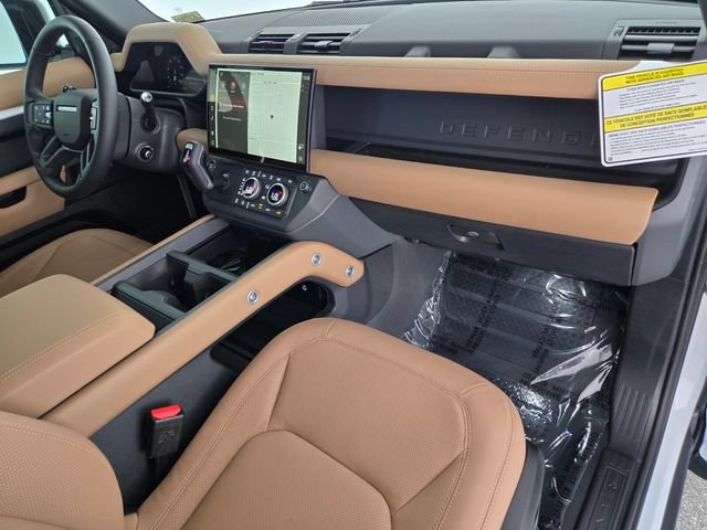 New 2026 Land Rover Defender 110 X-Dynamic SE AWD/4WD image 18