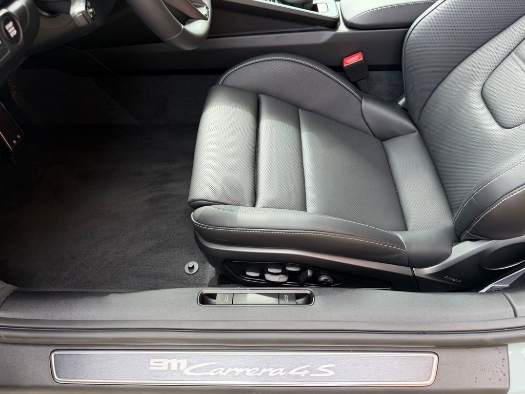 New 2026 Porsche 911 Carrera 4S image 19