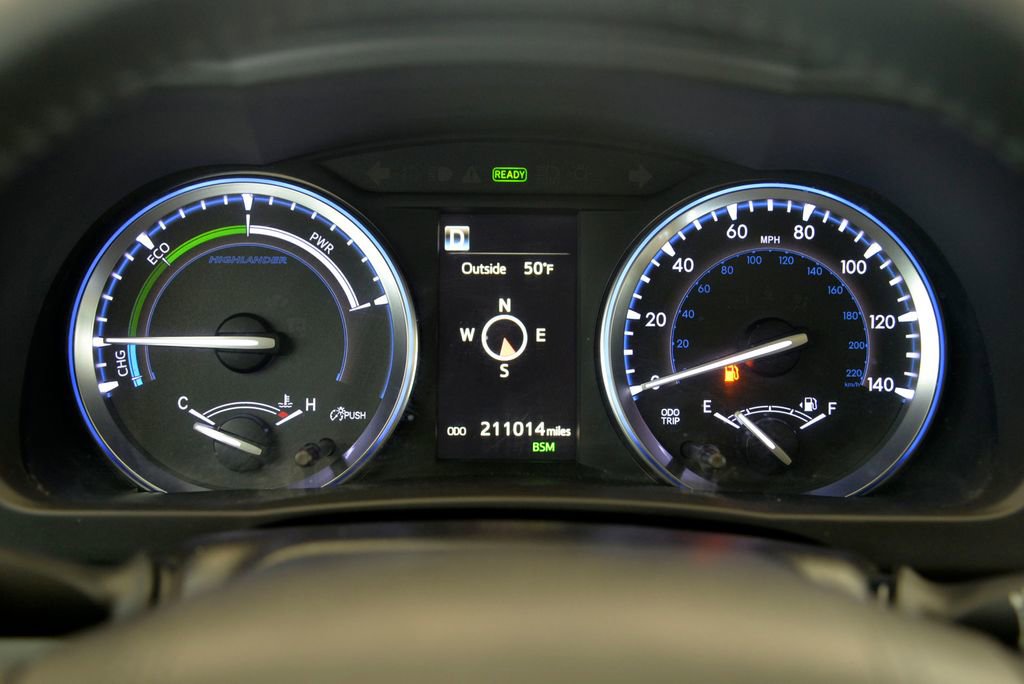 Used 2019 Toyota Highlander XLE image 21