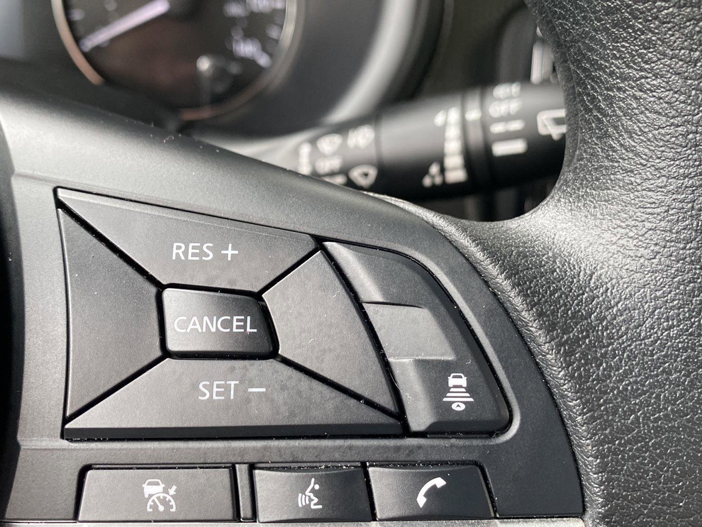 Certified 2023 Nissan Kicks SV FWD image 34