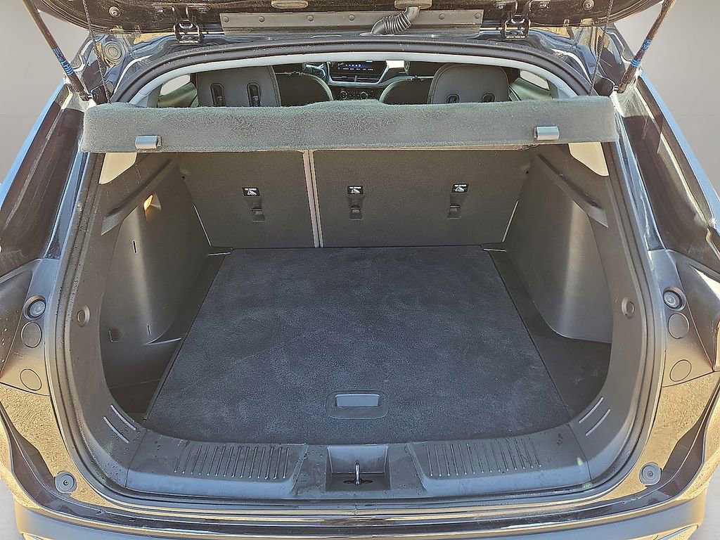 Used 2025 Chevrolet Trax ACTIV w/ Driver Confidence Package image 13