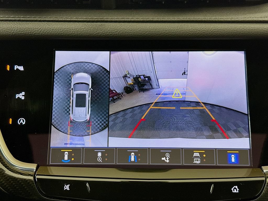 Certified 2025 Cadillac XT6 Sport w/ Technology Package AWD/4WD image 14