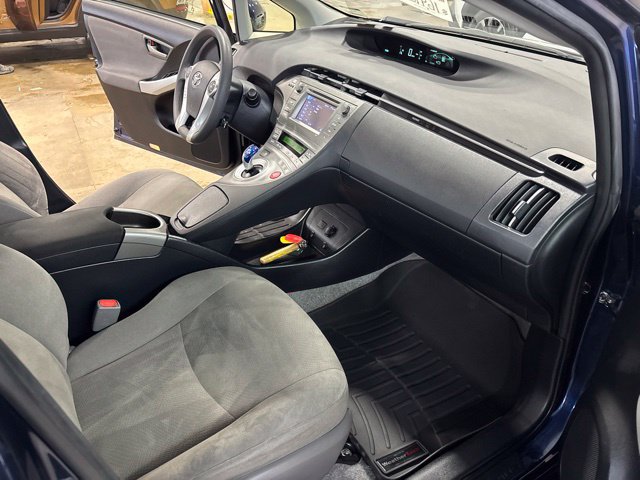 Used 2015 Toyota Prius Two FWD image 23