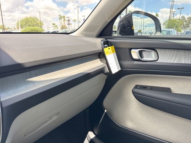 New 2026 Volvo XC40 B5 Plus w/ Protection Package Premier image 27