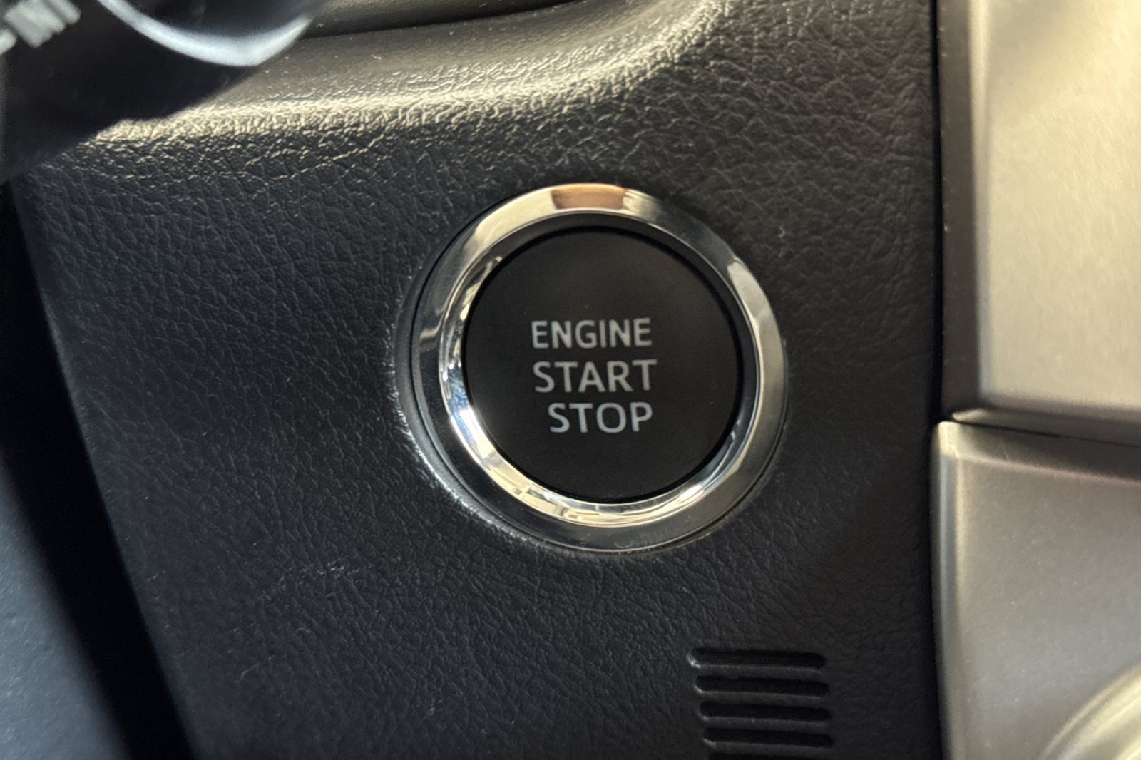 Certified 2024 Toyota 4Runner SR5 AWD/4WD image 21