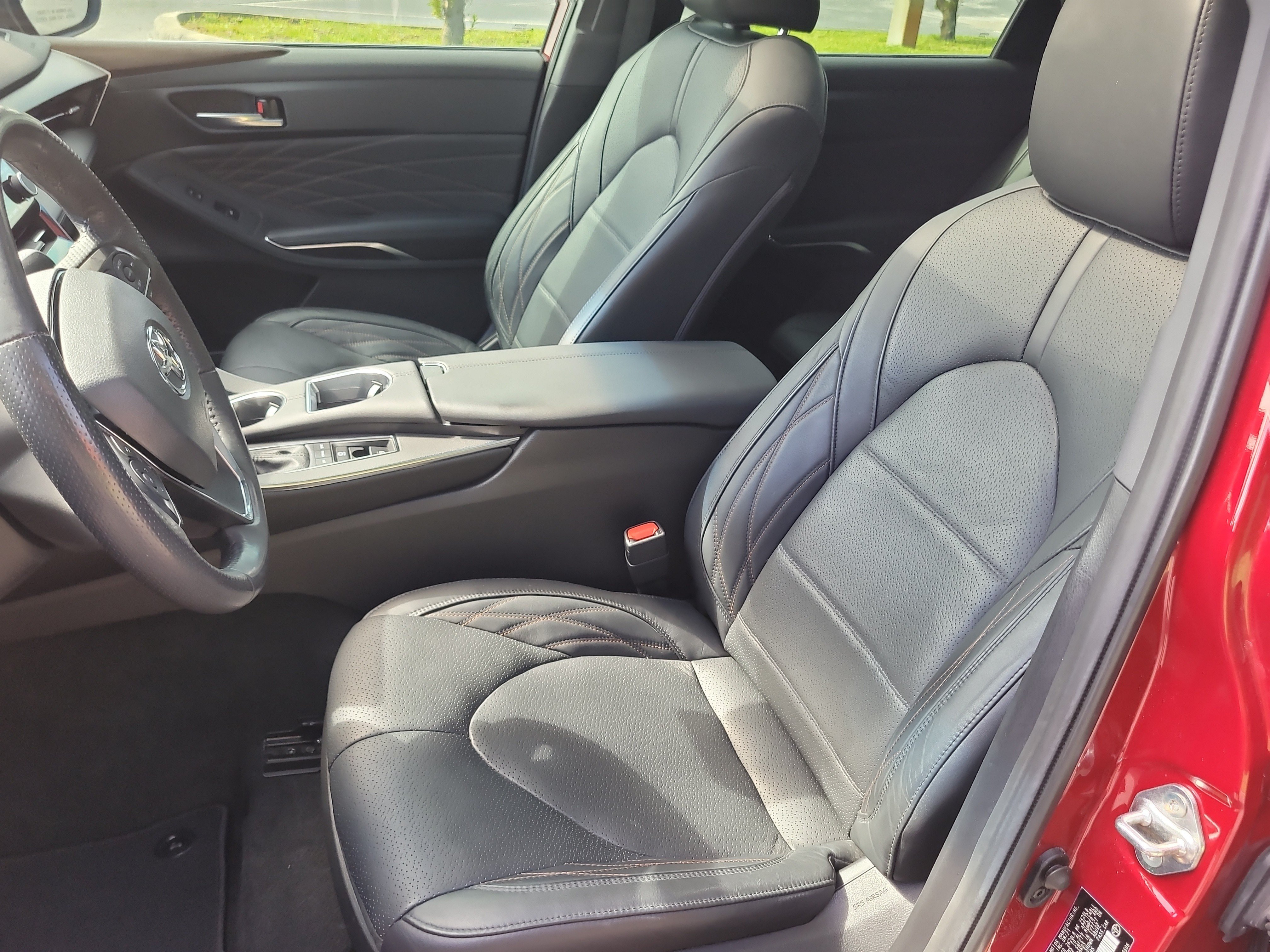 Certified 2021 Toyota Avalon Limited w/ Advanced Safety Package FWD image 19