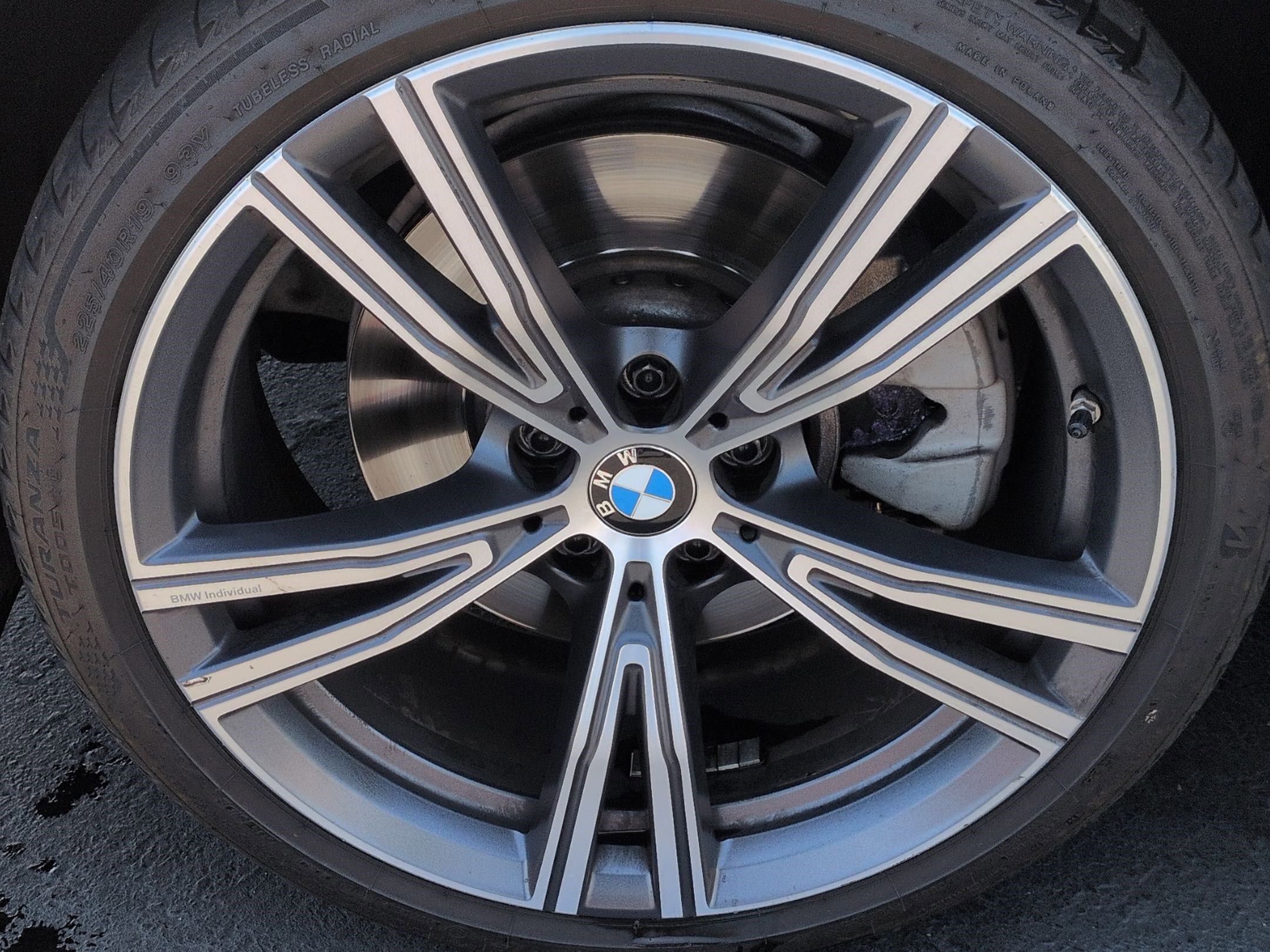 Certified 2023 BMW 330i Sedan w/ Convenience Package RWD image 13