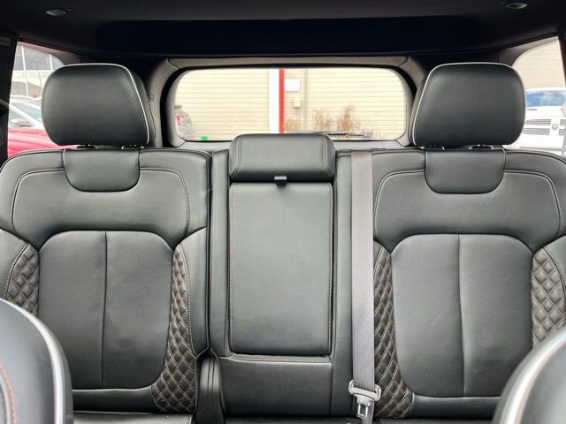 Used 2022 Jeep Grand Cherokee Summit AWD/4WD image 23